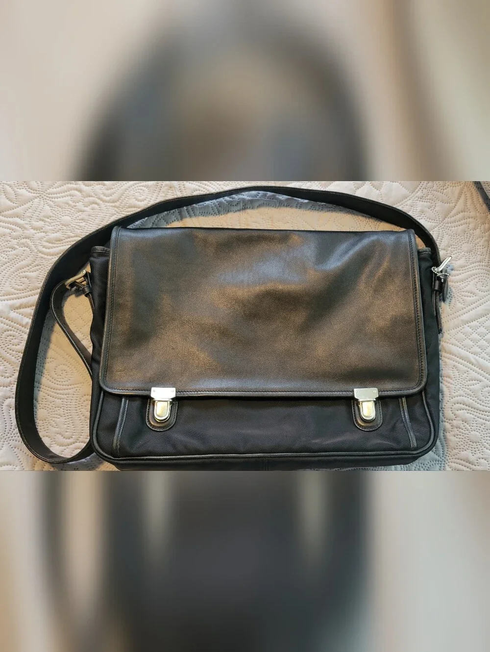 Coach Classic Black Messenger Briefcase - Leather And Nylon